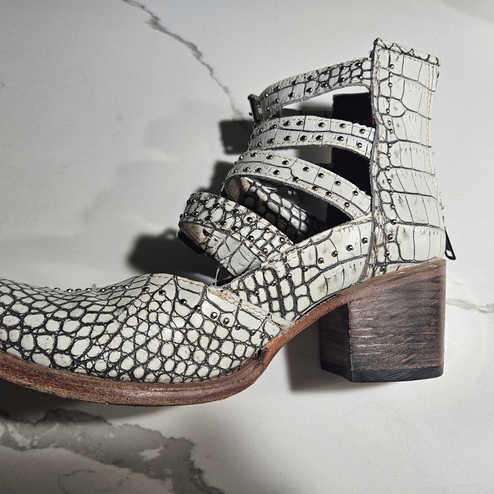 Women's White Croc-Embossed Ankle Boots
